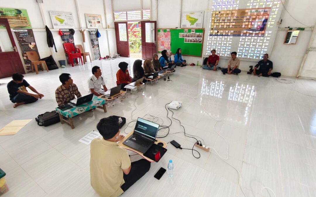 Pelatihan Website Hari ke 2 LPHD di Desa Nanga Betung